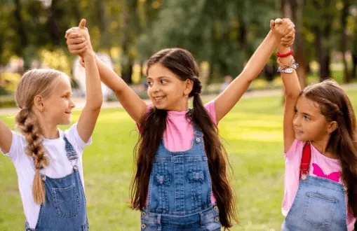 featured image of kids using present perfect in english