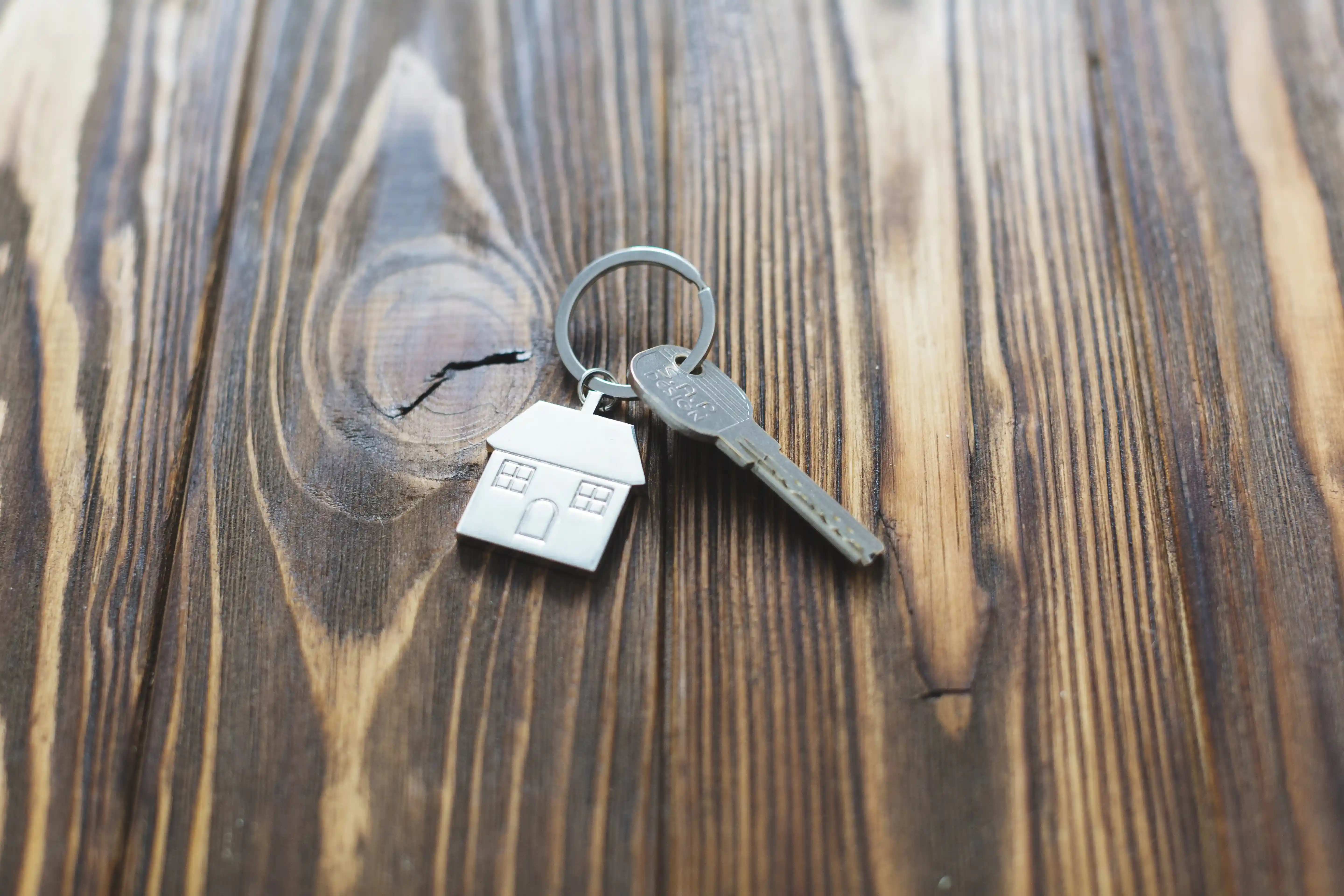 Preposiciones de lugar en inglés con ejemplos y lista completa