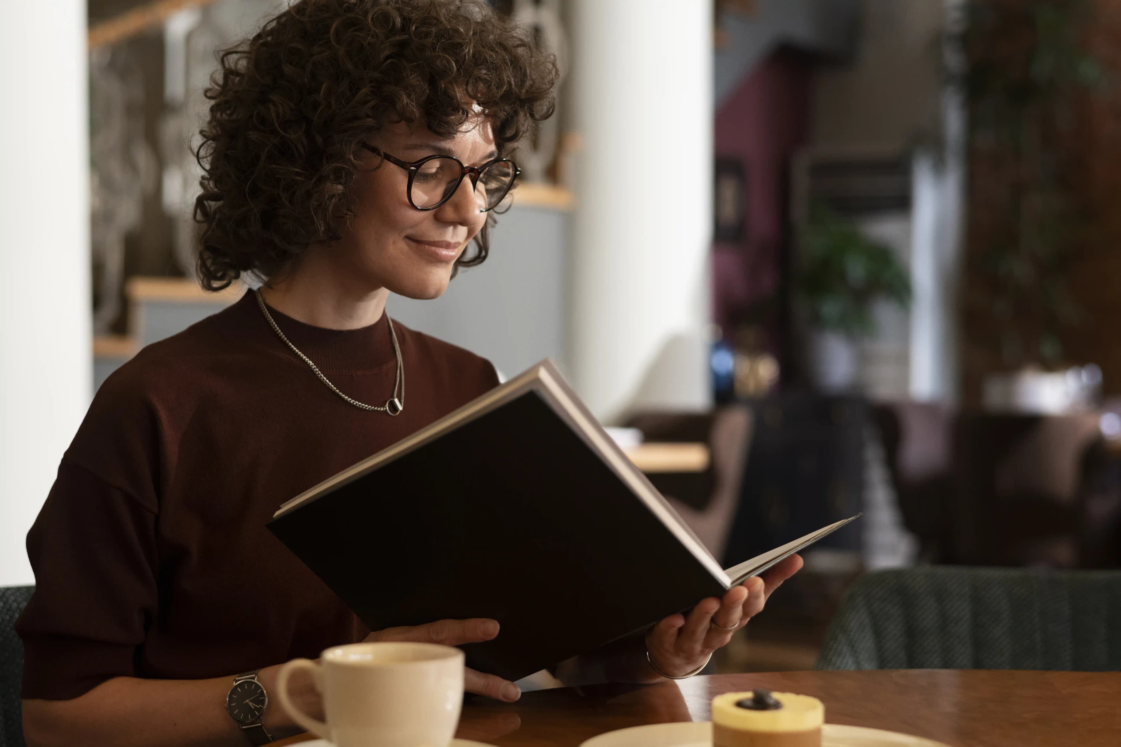 Old English sayings and proverbs with meanings for native-level fluency