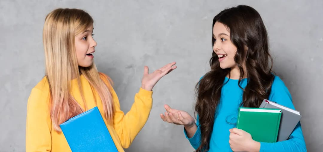 featured image of two kids using simple present tense